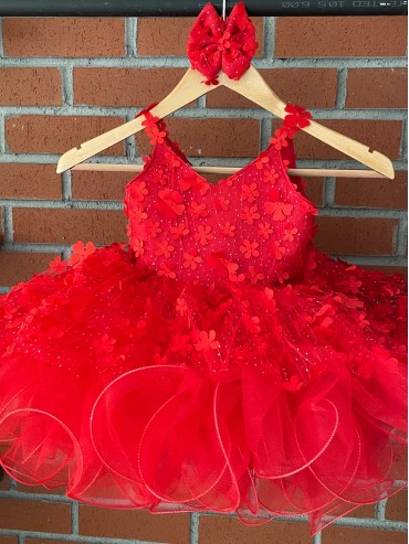 Kırmızı Çiçekli Tasarım Elbise
